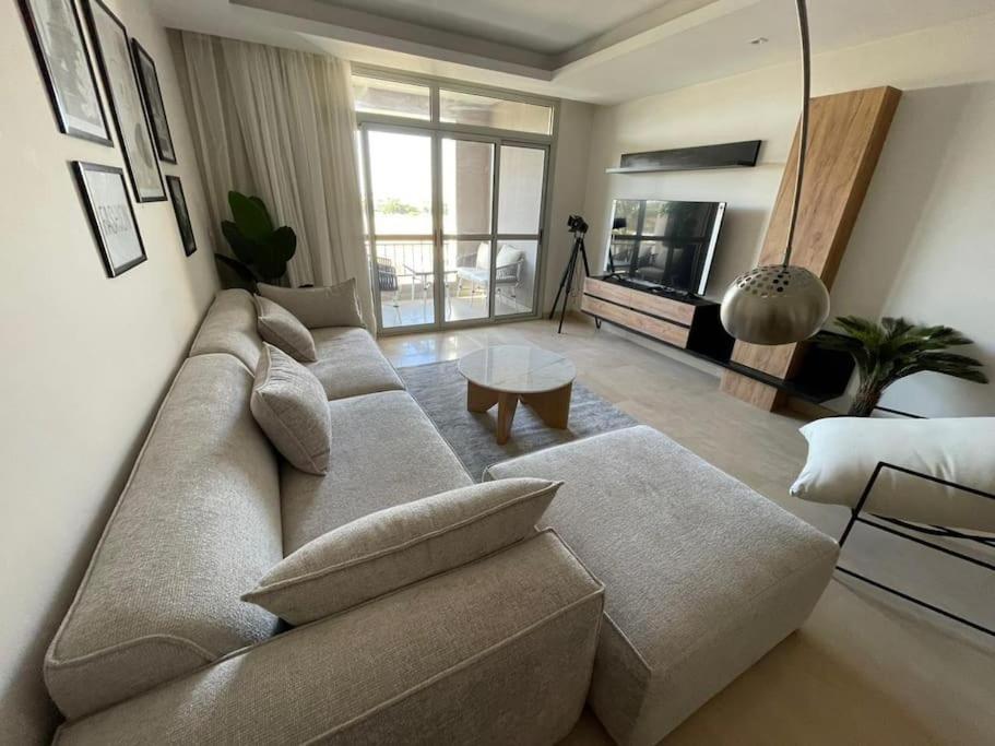 Apartment Lowest Price In Festival *